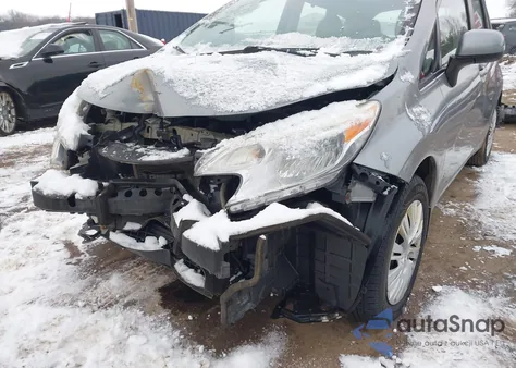 2014 Nissan Versa Note S Plus z USA, uszkodzony, nr VIN 3N1CE2CP2EL384752